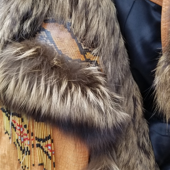 Coach - Picture 3 of 8